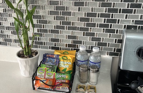 Eden Gardens Condo | Gated Luxury New Kingston 1 Bdrm Condo Pool & Gym