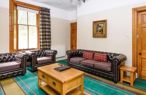 Pitlochry House | Gatehouse Lodge