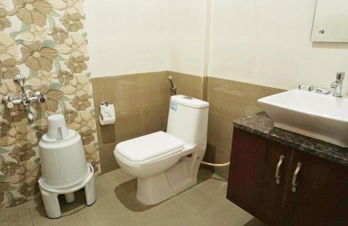 Narasapura Hotel | Gateway Inn
