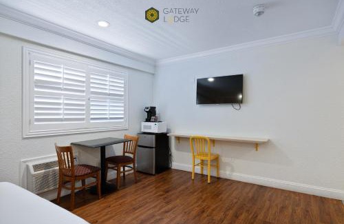 Seaside Hotel | Gateway Lodge