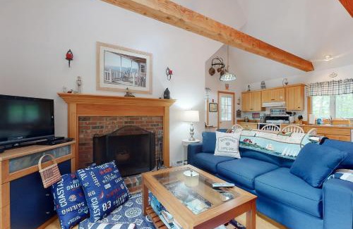 Eastham House | Gateway to the Cape