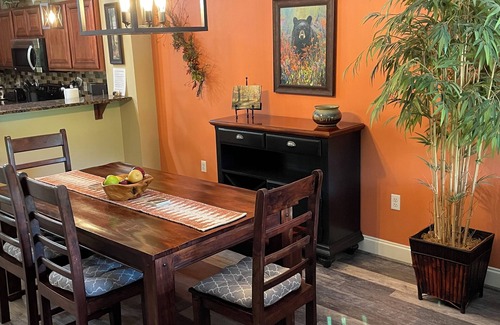 Gatlinburg Condo | Gatlinburg's Finest Downtown Condo, Great Mtn Views