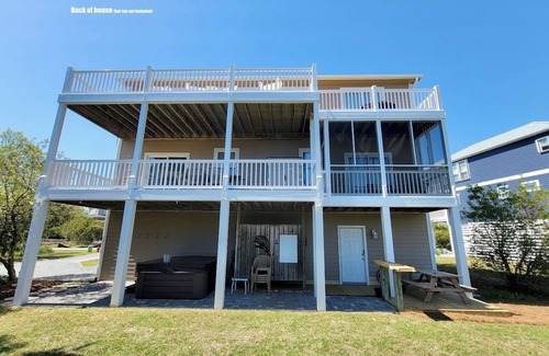 Ocean City Beach House | "Gay Dayz"4 bed/3.5bath w/pool/beach access