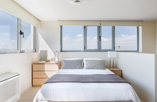 Zografos Apartment | GB Athens View Luxury Suite
