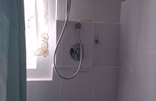 Hillsborough Apartment | Caribbean house 3 mins walk to the marina and port.n