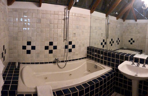 New Marlborough Hotel | Gedney Farm