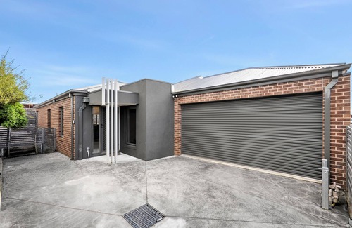 Bell Post Hill House | Geelong ReGen Living near city