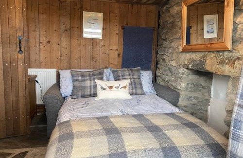 Llanbedr House | Gellibant Cottage