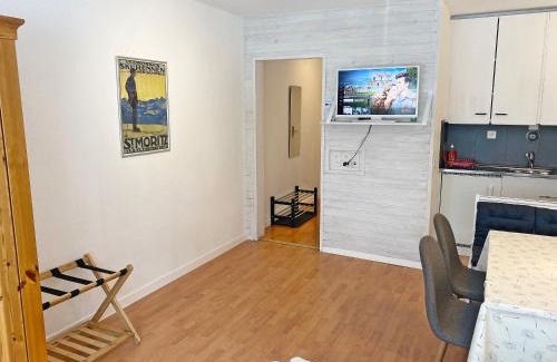 Sankt Moritz-Bad Apartment | Gemütlich-zentral, 30m2, mit Parkplatz - A212