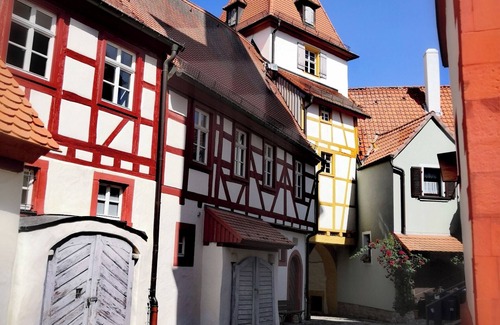 Marktsteft Apartment | Gemütliche Ferienwohnung Herrlich auf ca. 65 m2 für bis zu 4 Personen