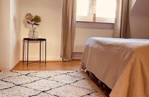 Holsterhausen Apartment | Gemütliche & komplett ausgestattete Residenz