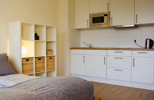 Immenstaad am Bodensee Apartment | Gemütliches Studio für zwei in Immenstaad nur 500m vom See
