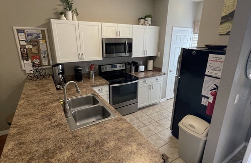 Haines City Condo | Gem of Lake Marion! Beautiful 3 Bedroom with King Beds, HD & Internet
