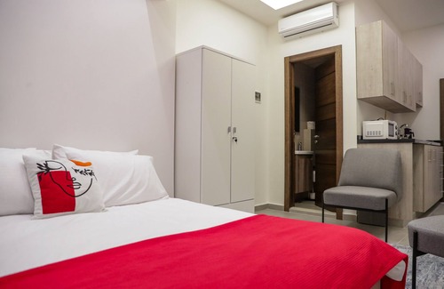Beirut Central District Hotel | Gemmayzeh House Brown