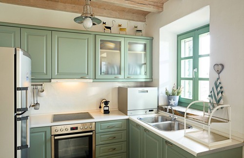 Korissia House | Gemstone-Stylish Cottage with infinity swimming pool and breathtaking sea views
