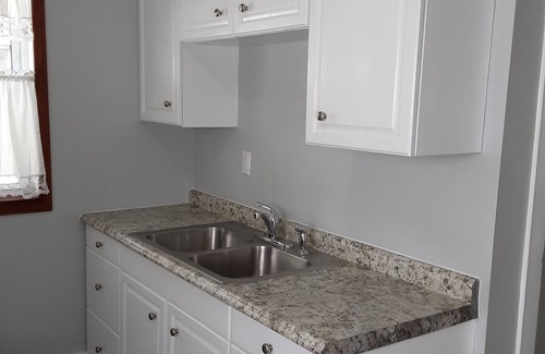 Ashtabula House | Geneva on the Lake, Walnut Beach, Lake Shore Park , Lake Erie Vacation Rental