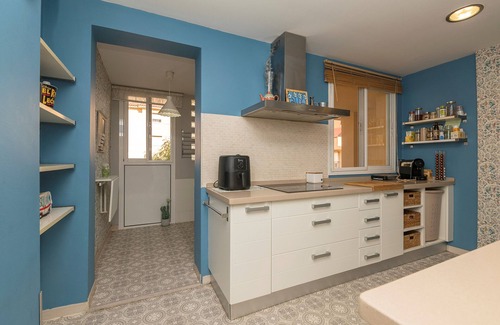 Jerez de la Frontera House | GENOVA - Cosy flat just five minutes from the centre of Jerez de la Frontera with free wif