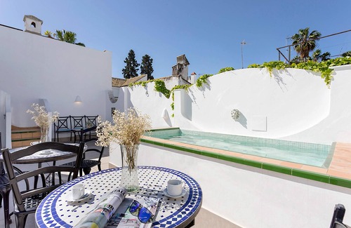 Santa Cruz Apartment | Genteel Home Pimienta