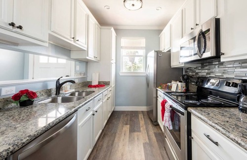 Saint Anthony House | Gentilly Breeze: Cozy Retreat Near French Quarter