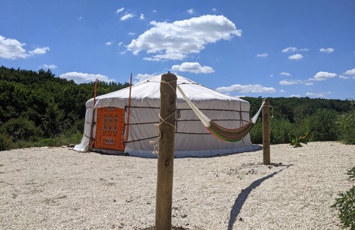 Saint-Colomb-de-Lauzun Cabin | Genuine Mongolian Yurt with outdoor kitchen,shower and 10m x 4.2m POOL