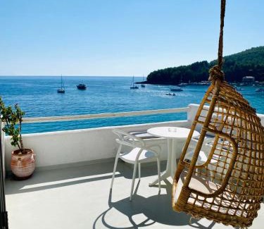 Himare Hotel | Geo & Art Boutique Hotel Himara