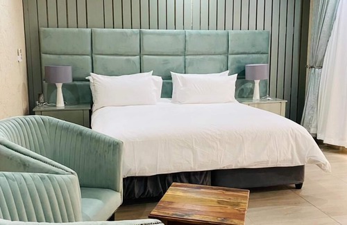 Greater Tzaneen Cabin | GEORGE B BOUTIQUE LODGE