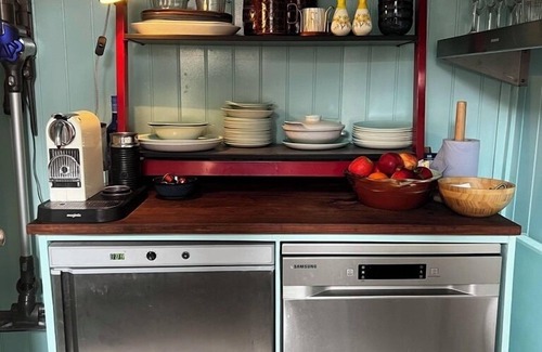 Old Town Hastings Apartment | George Street, Old Town Hastings