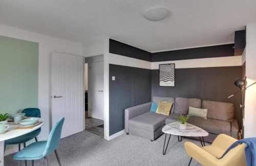 Chelmsford Apartment | George Suite - Central Location - Free Allocated Parking