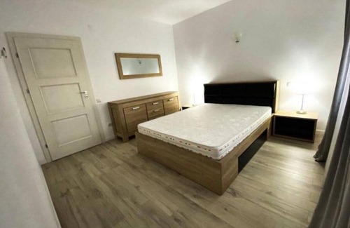 Buzau Apartment | GEORGIANA