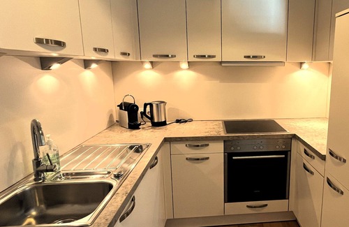 Brigittenau Apartment | Geräumige Wohnung Nähe Augarten mit Balkon