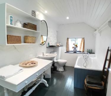 Mawddwy House | Gesail Barn and Farmhouse