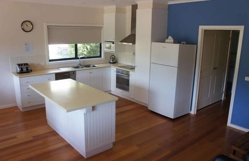 Merrijig House | Get a Breath of Fresh Air at Buller View Lodge