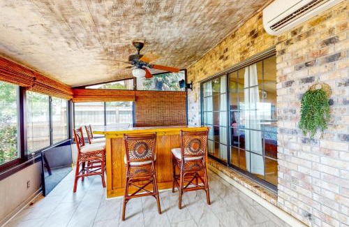 Florida Panhandle House | Get a Wave From it All