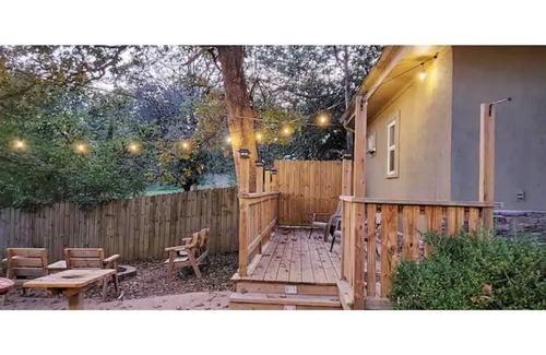 Branson Cabin | "Get Away" Cabin at the Lake - Outdoor Campfire
