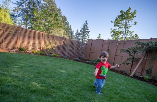 Saanich House | Get off the beaten track at our super cozy cottage!