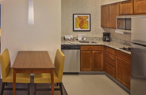 Avon Apartment | Get Ready for Blissful Getaway! 2 Cozy Units, Free Breakfast and Parking!