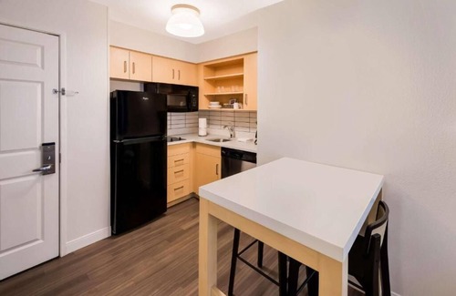 Andover Hotel | Get Ready for Blissful Getaway! Pet-friendly Hotel, Outdoor Pool!
