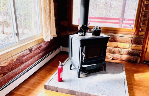 Coal Creek Cabin | Getaway Cabin: Views, 2 Decks, Grill, Wi-Fi, Pets OK