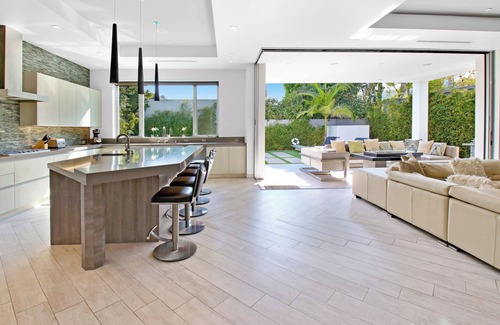 La Brea House | Getaway in Los Angeles