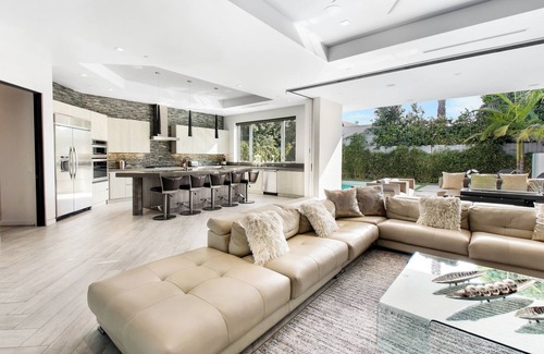 La Brea House | Getaway in Los Angeles