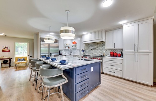 Farmers Branch House | Getaway Near Dallas w/Retro-Style Game Room!