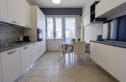 Saragozza-Porto Apartment | GetTheKey Pasubio Apartment