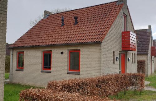 Ewijk House | Gezellige vakantiewoning met sauna in Ewijk bij Nijmegen - recreational only no workers