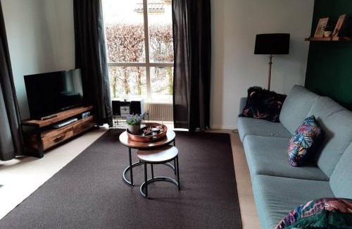 Ewijk House | Gezellige vakantiewoning met sauna in Ewijk bij Nijmegen - recreational only no workers