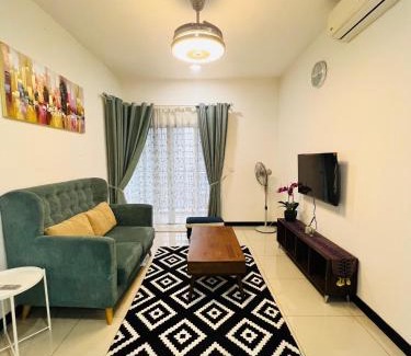 Kajang Apartment | Gg’s Stay@Savanna Executive Suites,Southville City