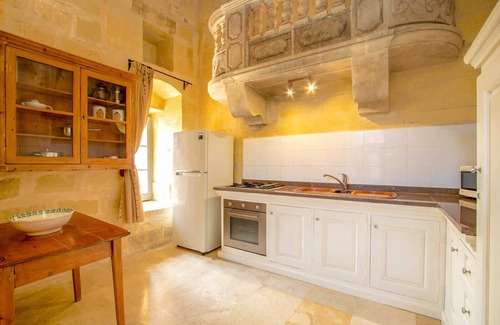 Kercem Villa | Gharilma IV – Santa Lucija Holiday Home
