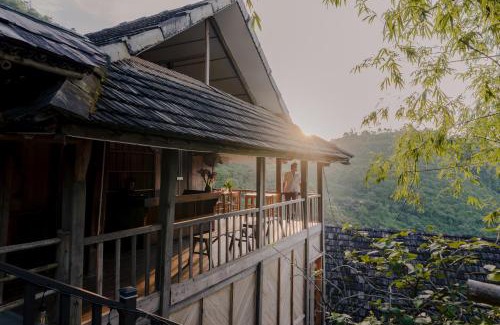 Hoa Binh Cabin | Gia Trang Heian Hoa Binh