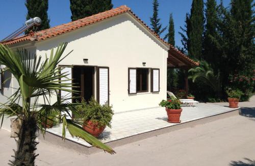 Messinia House | Gialova garden bungalow