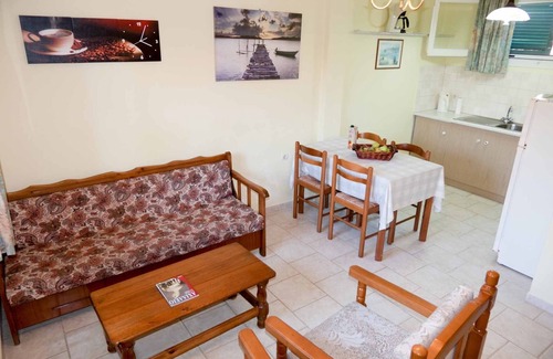 Termenades Apartment | Giannis Apartment 3 Agios Georgios Pagoi Corfu