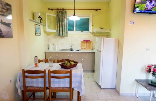 Termenades Apartment | Giannis Apartment 3 Agios Georgios Pagoi Corfu